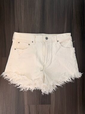 Abercrombie & Fitch Off-White Distressed Frayed Hem Denim Shorts
